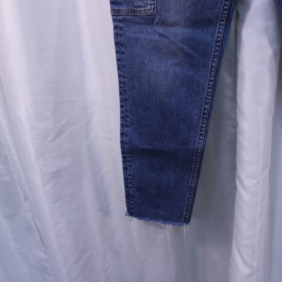 Vigoss Dark Blue Ankle Jeans - Picture 2 of 13